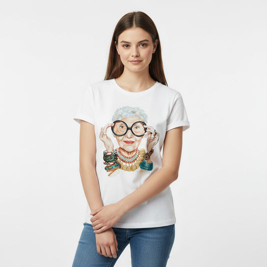 HELENA | RETRO CHARACTER GRAPHIC TEE