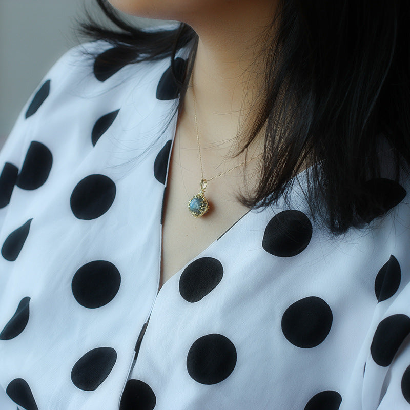 CELESTE | LABRADORITE STONE PENDANT