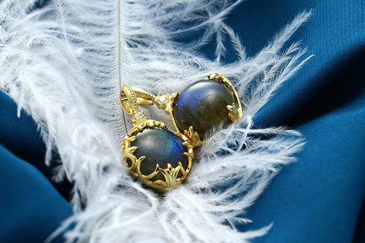 CELESTE | LABRADORITE STONE PENDANT