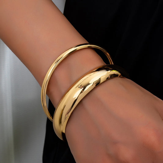 ARTISAN | HIGH-GLOSS BANGLE