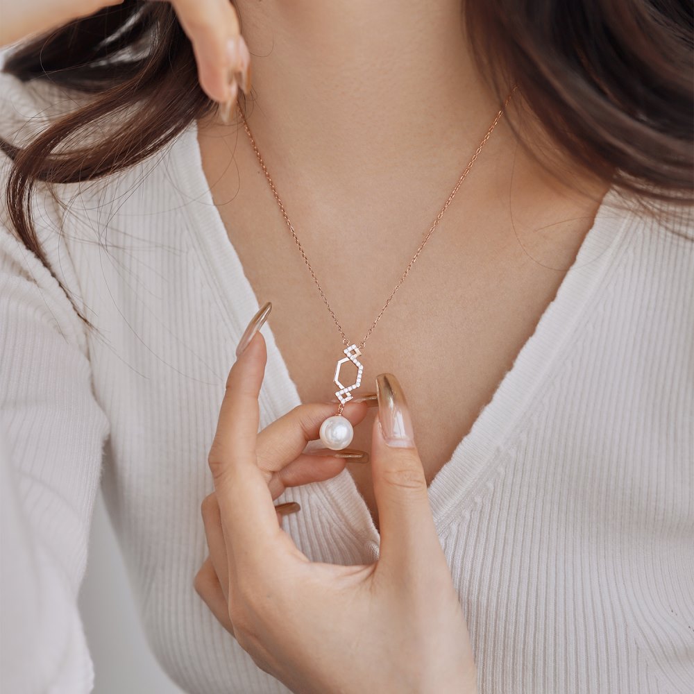 BELLA | PEARL ZIRCON NECKLACE