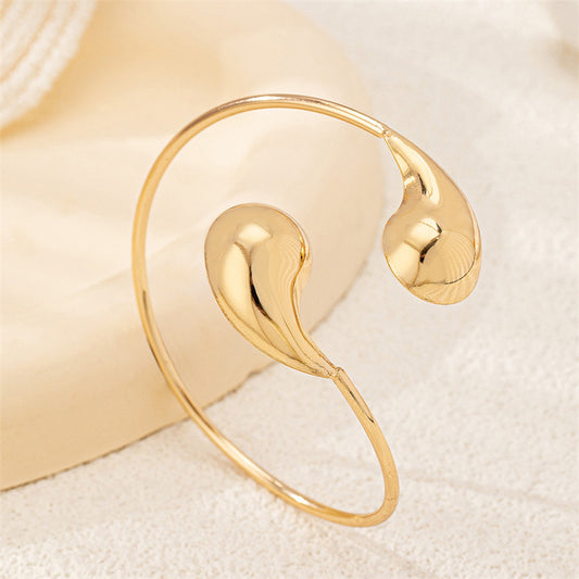 CAMILLE | WATER DROP CUFF
