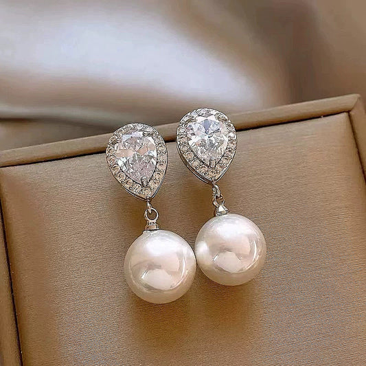 PEARL | DIAMOND PEARL DROP EARRINGS