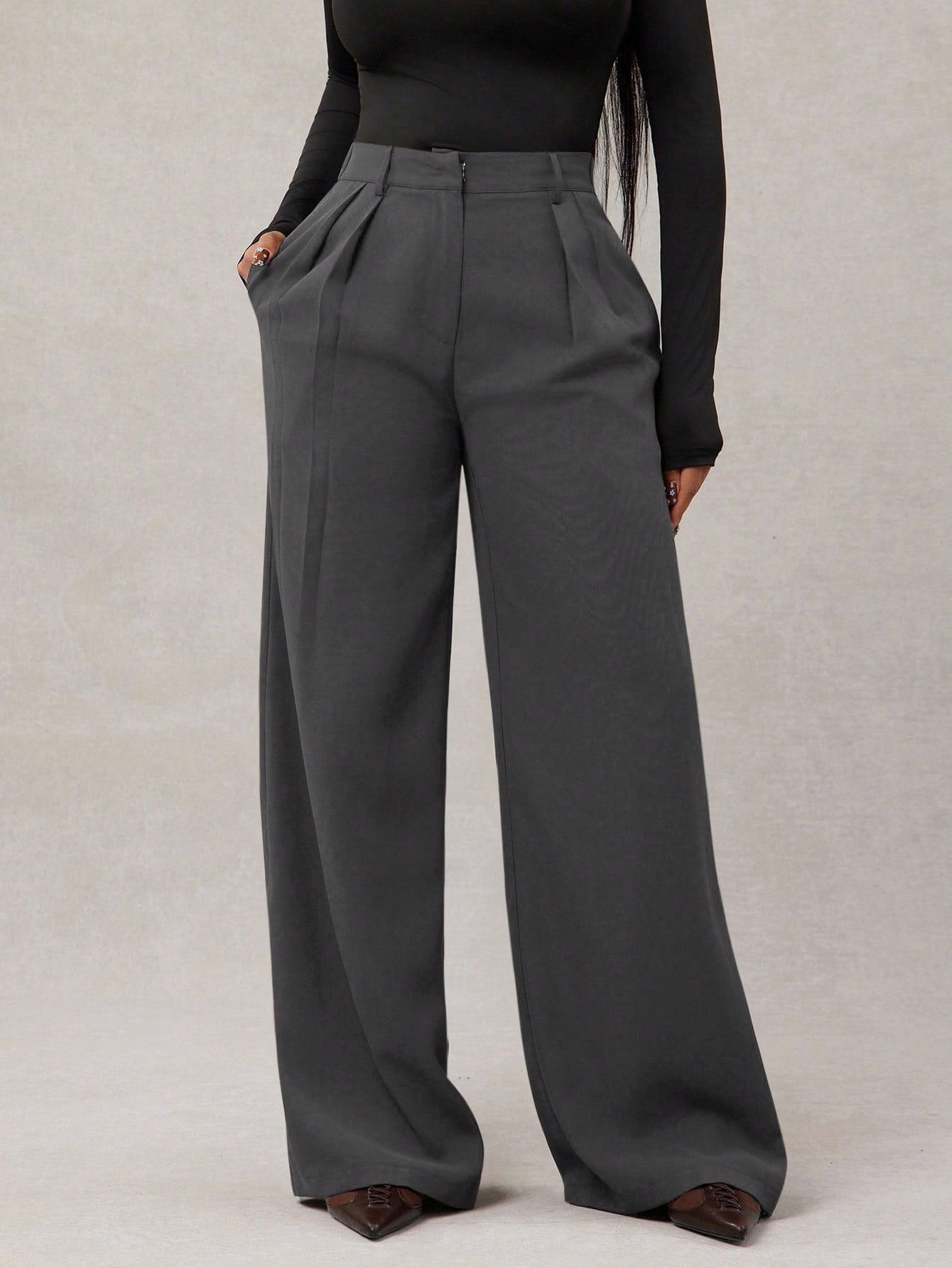 VINCENZA | LOOSE STRAIGHT-LEG PANTS