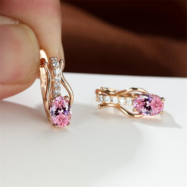 GARNET | CHAMPAGNE GOLD EAR CLIPS