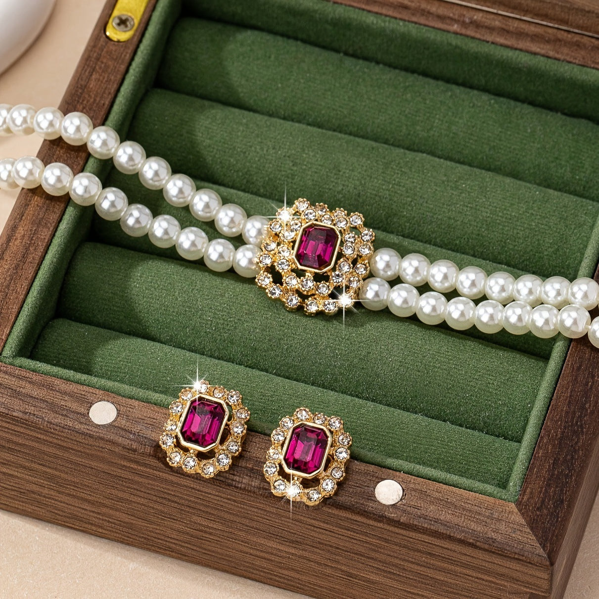 LYRA | PEARL & DIAMOND SET