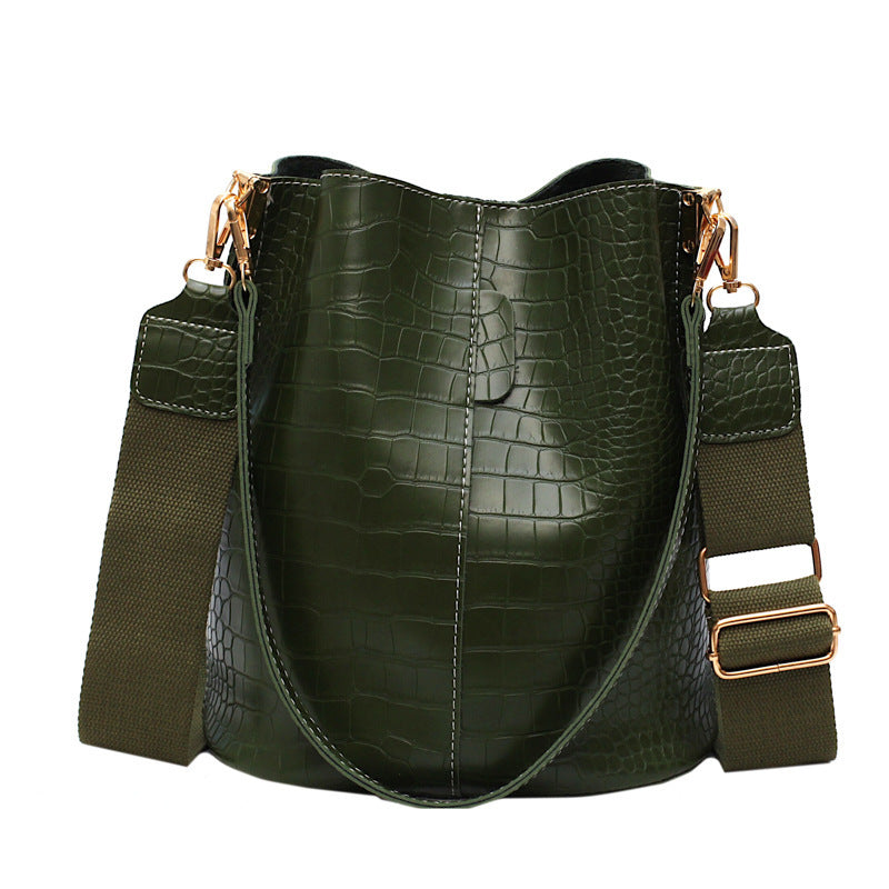 CLEO | BUCKET SHOULDER HANDBAG