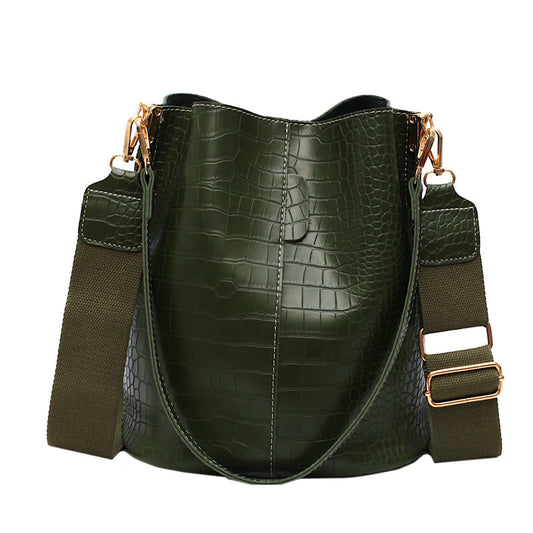 CLEO | BUCKET SHOULDER HANDBAG