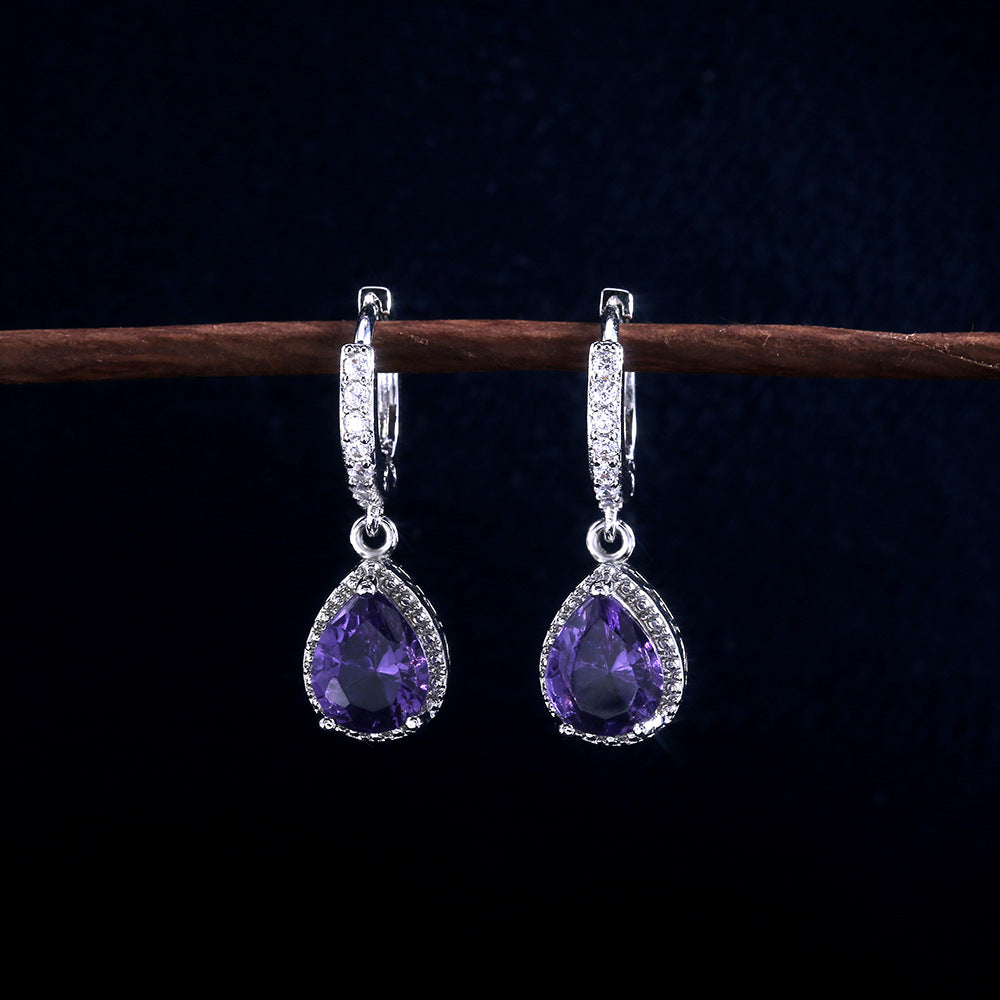VIOLET | PRONG SET PURPLE GEMSTONE