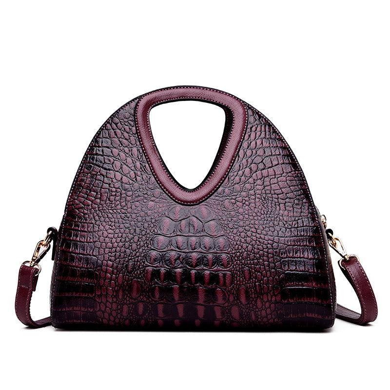 EMBOSS | EMBOSSED LEATHER TOTE BAG