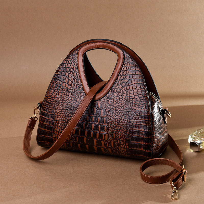 EMBOSS | EMBOSSED LEATHER TOTE BAG