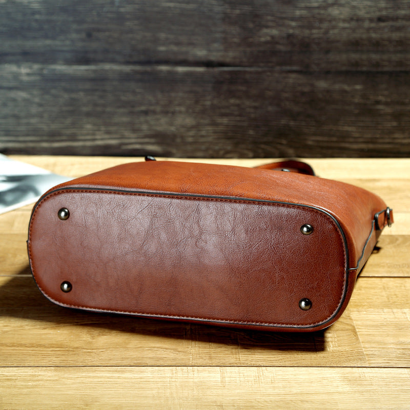 WAX | OIL WAX LEATHER MESSENGER TOTE