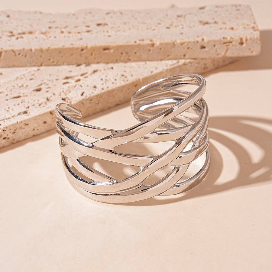 JULIETTE | GEOMETRIC BANGLE