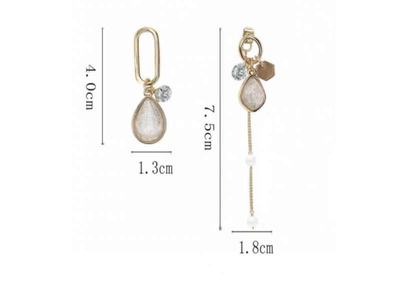 IVY | VINTAGE OPAL PEARLS