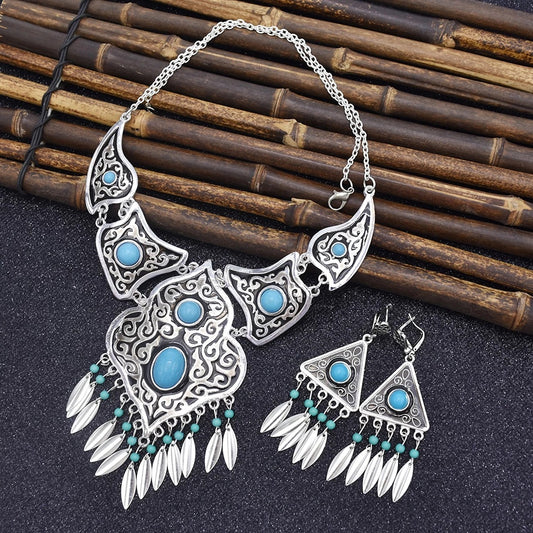 VIVIENNE | RETRO TASSEL JEWELLERY SET