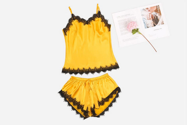 MILA | SPLIT LACE PYJAMA SET