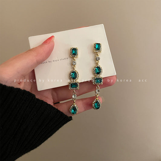 LONG | DIAMOND SILVER NEEDLE DROPS