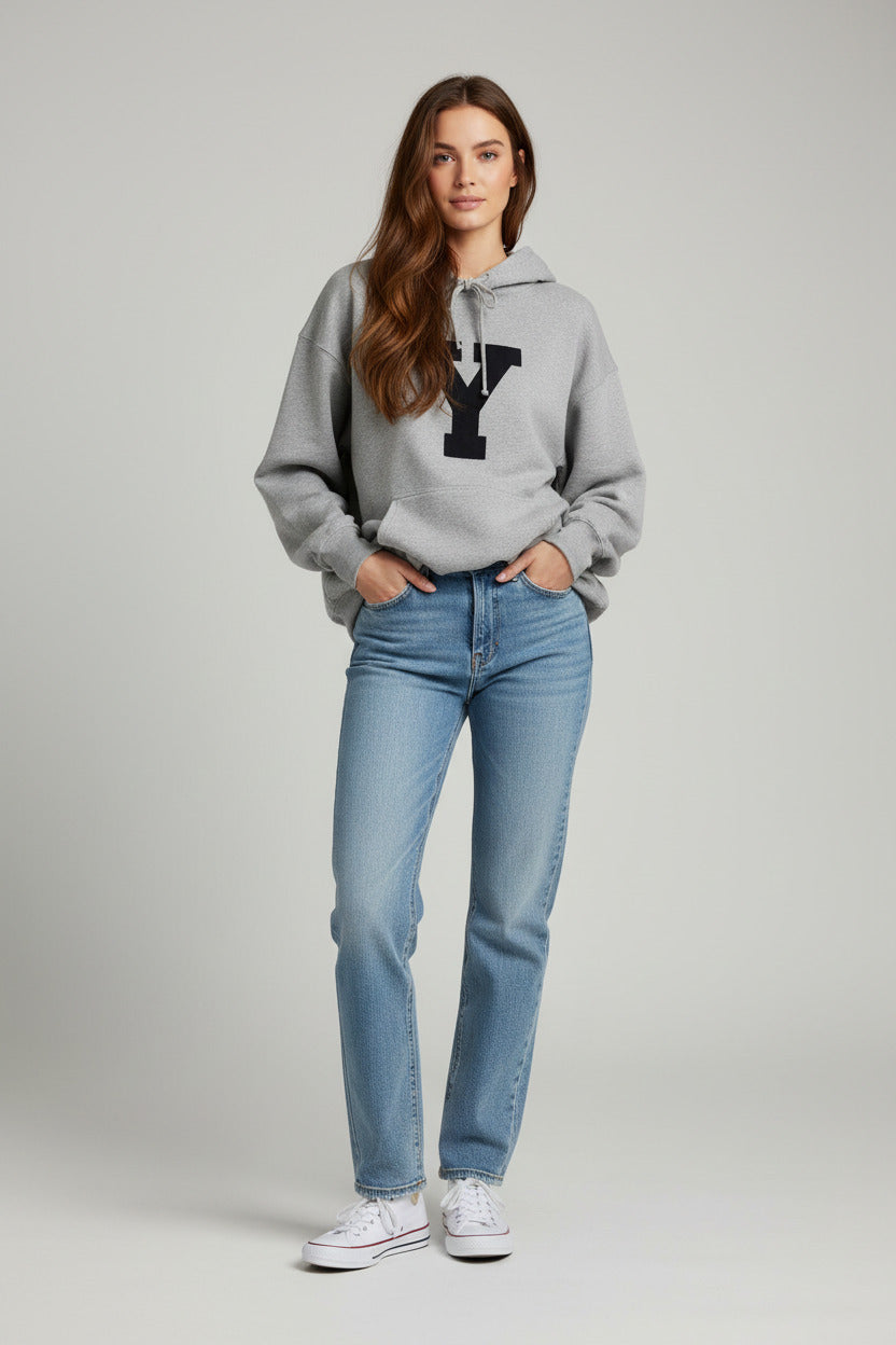 PATCH | LETTER PATCH SWEATSHIRT