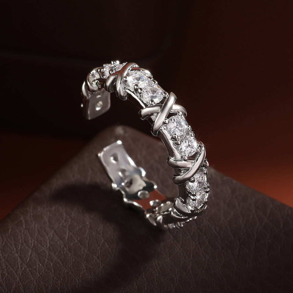 ISOLDE | INLAID ZIRCON BAND