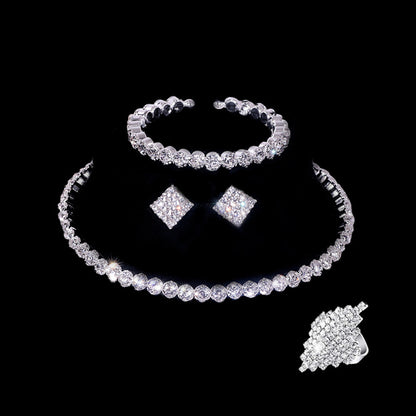 TRINITY | THREE-PIECE JEWELLERY SET