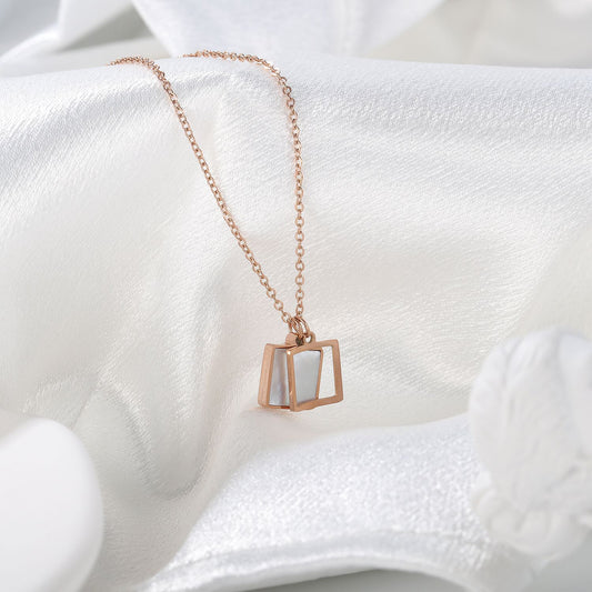 HANA | SQUARE MINIMALIST PENDANT