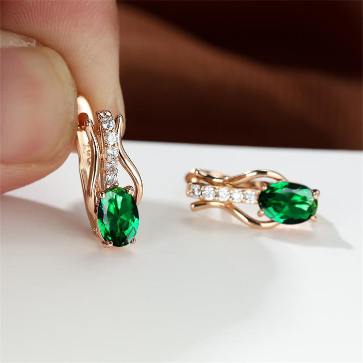 GARNET | CHAMPAGNE GOLD EAR CLIPS