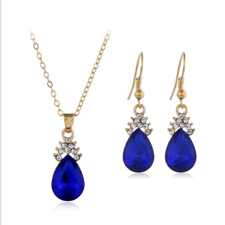 DIANA | CRYSTAL DIAMOND SET