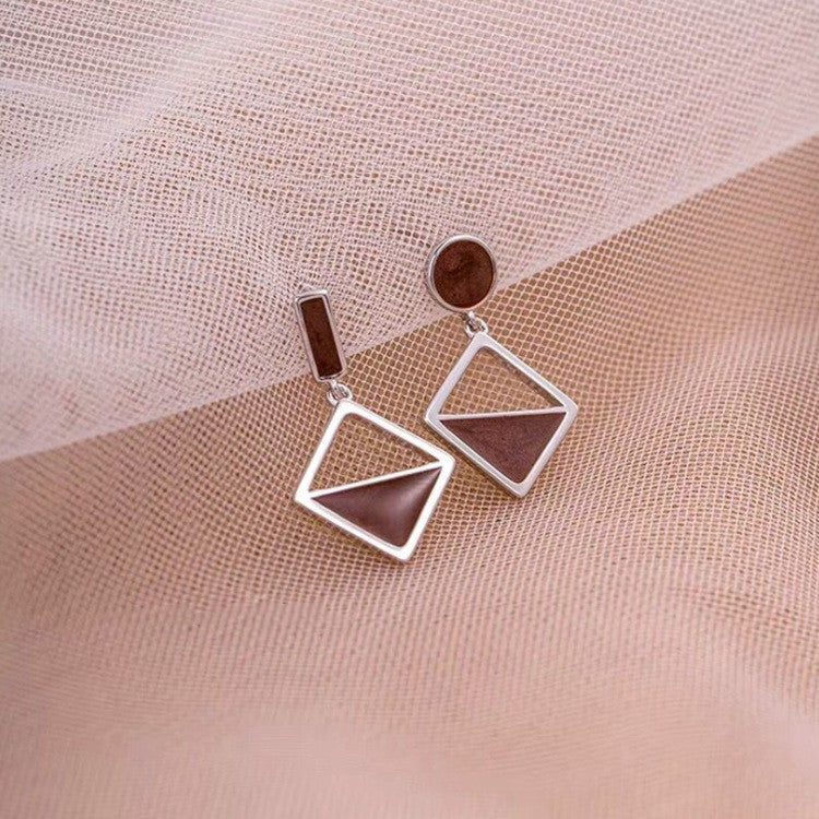 FROST | ASYMMETRIC FROSTY EARRINGS