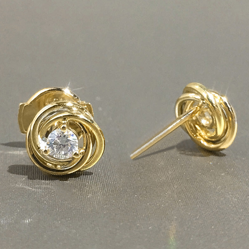 ELARA | MINIMALIST GOLD STUDS