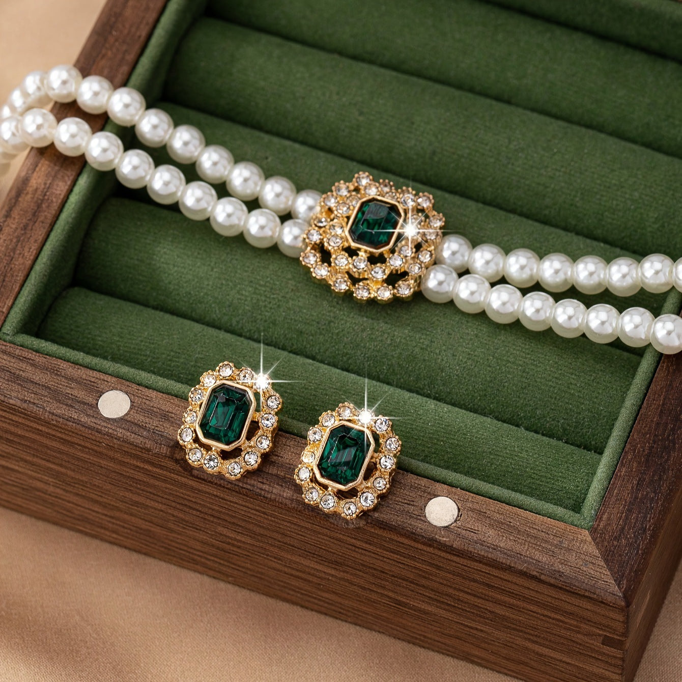 LYRA | PEARL & DIAMOND SET
