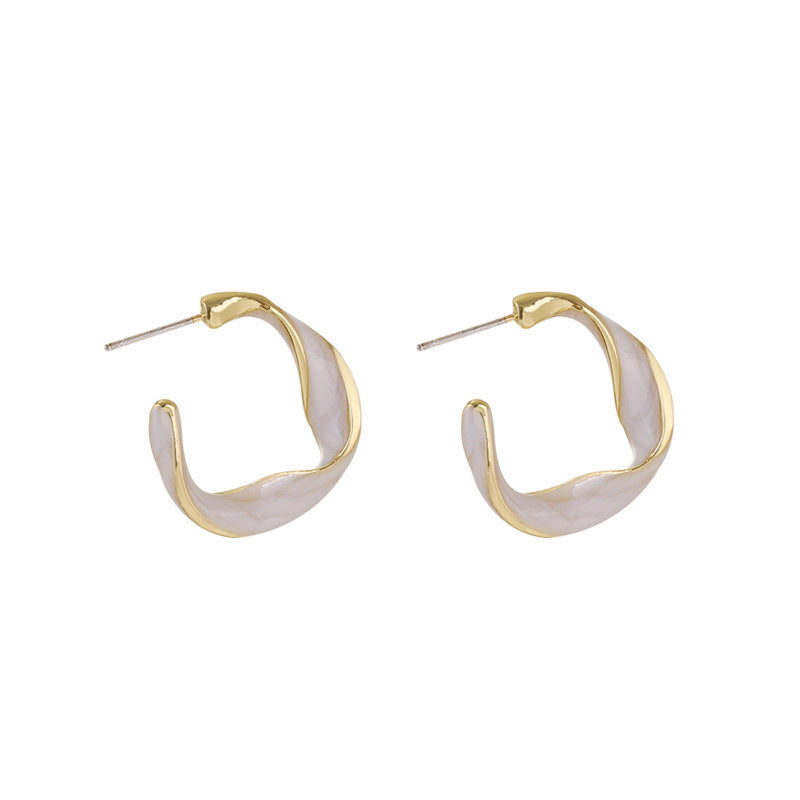 CURVE | C-SHAPE GEOMETRIC DROP EARRINGS