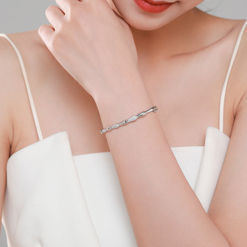 BELLA | STERLING SILVER BAND