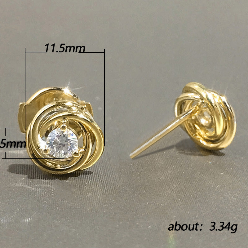 ELARA | MINIMALIST GOLD STUDS