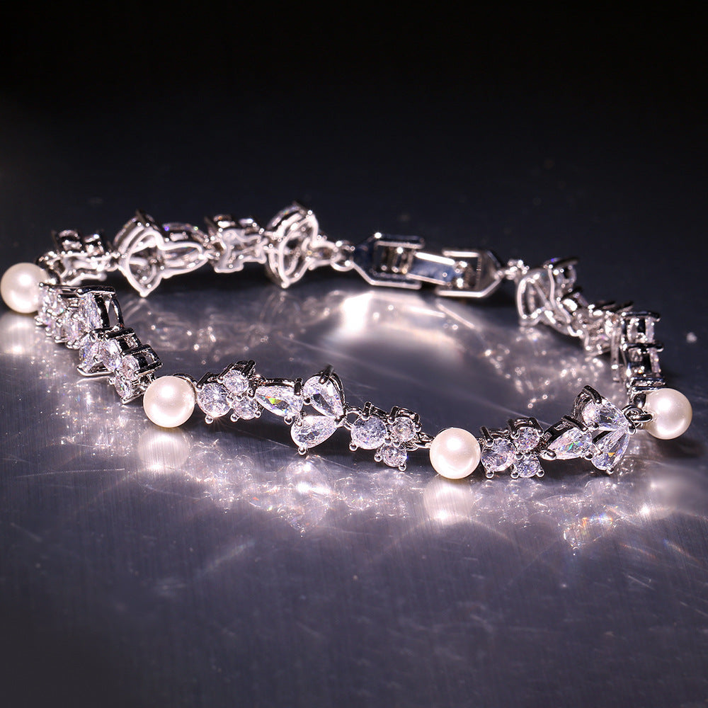 EURO | PEARL ZIRCON LUXURY BRACELET