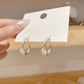 CURVE | C-SHAPE GEOMETRIC DROP EARRINGS